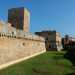 Lasciandoci alle spalle la Cattedrale raggiungiamo ora limponente Castello normanno-svevo. Edificato da Ruggero II il Normanno nel 1131, si staglia su una preesistente citt bizantina della quale sono ancora visibili, nei sotterranei, alcuni resti
